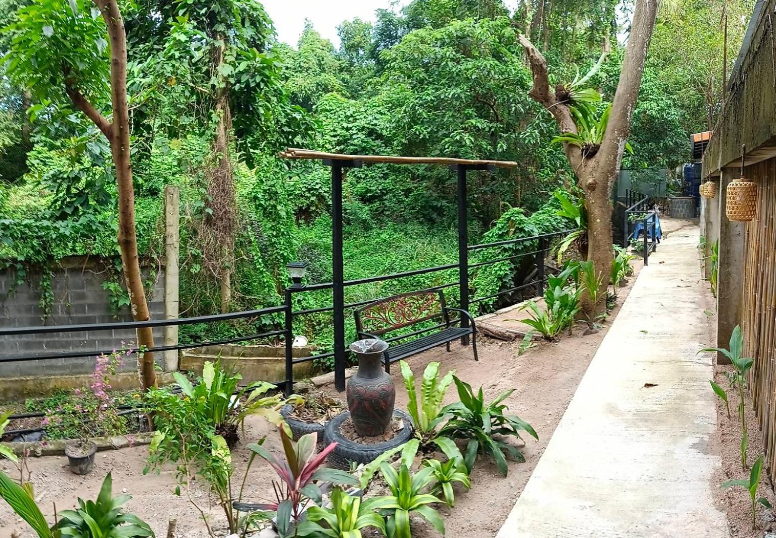 White Jail At Koh Tao Hostel מראה חיצוני תמונה